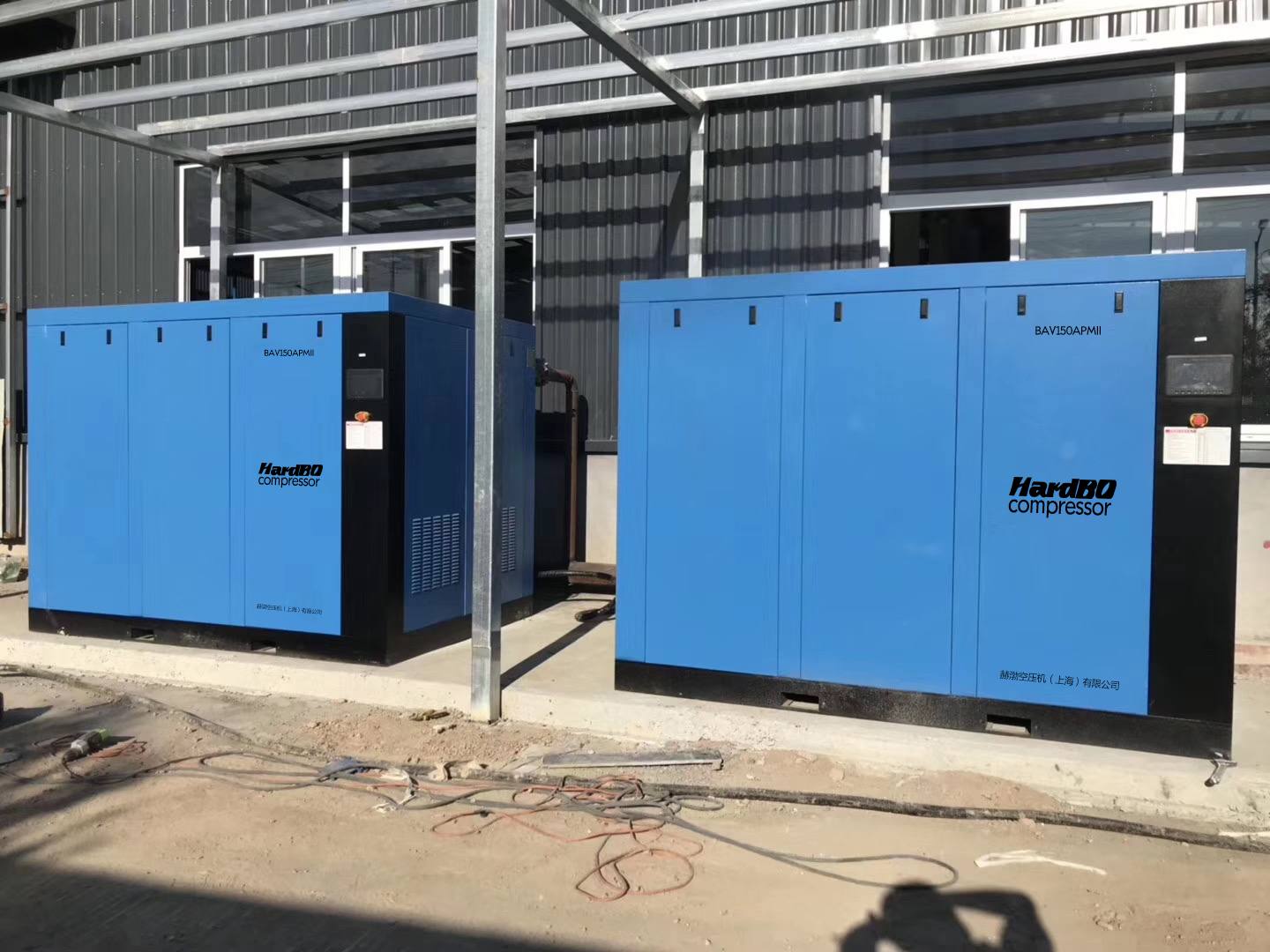 赫渤永磁变频双级压缩110KW2套应用于浙江某纺织有限公司